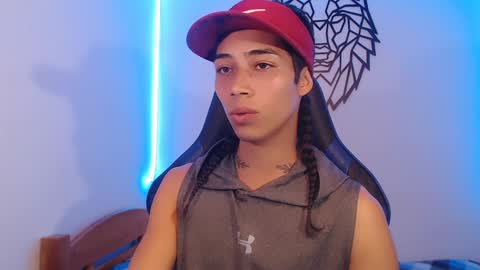 Snapshot of pupi_wolf chatting on 18, 12, 2024 Cris online show from 18, 12, 2024