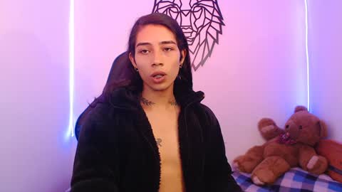 Snapshot of pupi_wolf chatting on 7, 2, 2025 Cris online show from 7, 2, 2025