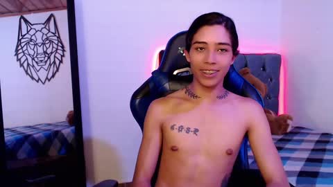 Snapshot of pupi_wolf chatting on 4, 3, 2025 Cris online show from 4, 3, 2025