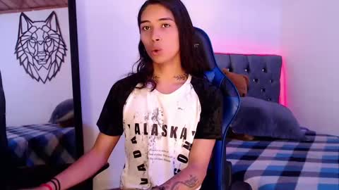 Snapshot of pupi_wolf chatting on 5, 3, 2025 Cris online show from 5, 3, 2025