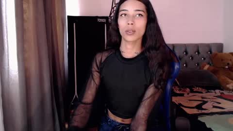 Snapshot of pupi_wolf chatting on 8, 9, 2025 Cris online show from 8, 9, 2025