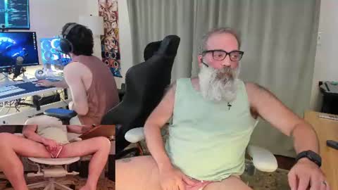 Snapshot of pupnpapa chatting on 2, 7, 2026 Pup And Papa bear online show from 2, 7, 2026