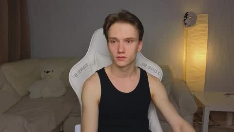 Snapshot of pupsenish chatting on 10, 11, 2025 Jesse online show from 10, 11, 2025