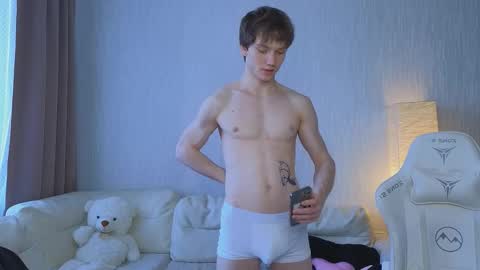 Snapshot of pupsenish chatting on 4, 3, 2026 Jesse online show from 4, 3, 2026