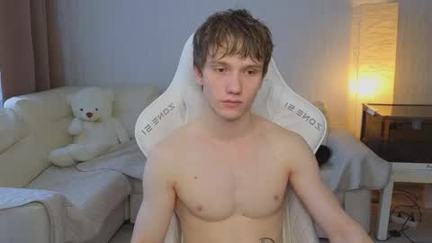 Snapshot of pupsenish chatting on 7, 3, 2026 Jesse online show from 7, 3, 2026