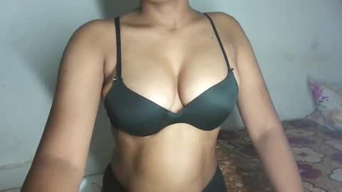 Snapshot of pureelove chatting on 26, 2, 2026 Your love online show from 26, 2, 2026