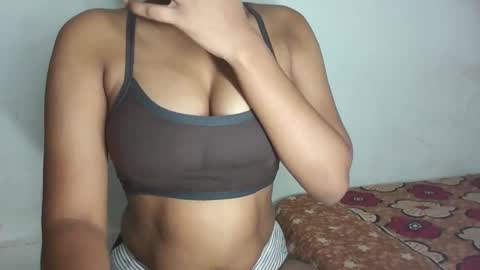 Snapshot of pureelove chatting on 18, 3, 2026 Your love online show from 18, 3, 2026