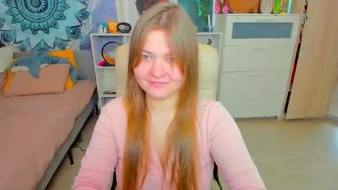 Snapshot of purehanna chatting on 7, 10, 2025 Miss Hanna online show from 7, 10, 2025