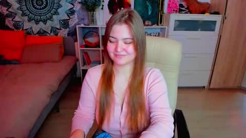 Snapshot of purehanna chatting on 5, 11, 2025 Miss Hanna online show from 5, 11, 2025