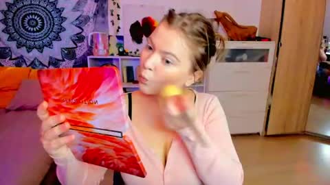 Miss Hanna online show from 13, 7, 2026