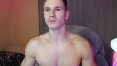 Snapshot of puremenshape chatting on 4, 12, 2025 puremenshape online show from 4, 12, 2025