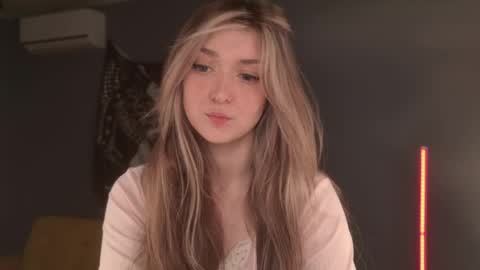 Bella online show from 1, 5, 2026