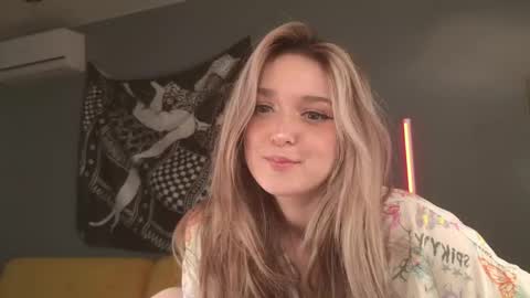 Bella online show from 8, 5, 2026
