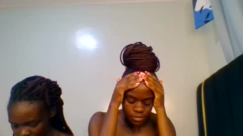 Snapshot of purple_honey2 chatting on 8, 7, 2026 Honey online show from 8, 7, 2026