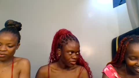Snapshot of purple_honey2 chatting on 29, 7, 2026 Honey online show from 29, 7, 2026