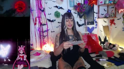 purplekattlyn online show from 10, 4, 2026