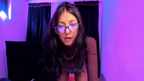 MEGANNNN online show from 17, 5, 2026