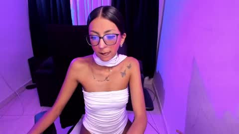 MEGANNNN online show from 26, 5, 2026