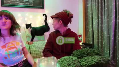 purrin pussies online show from 17, 12, 2025