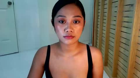 Snapshot of pussyc4t_doll chatting on 19, 11, 2025 Marj33 online show from 19, 11, 2025