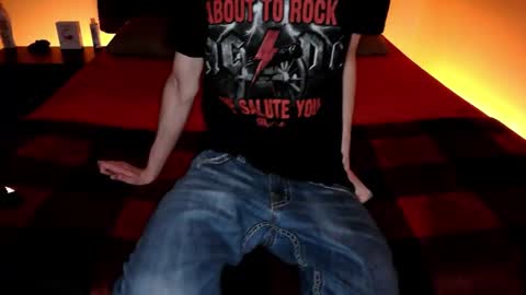 pussylover2182 online show from 17, 3, 2026