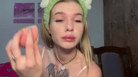 Lina online show from 21, 9, 2025