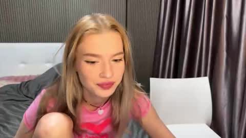 Lina online show from 10, 1, 2026