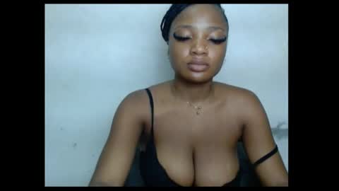 pussyxwetx online show from 24, 5, 2026