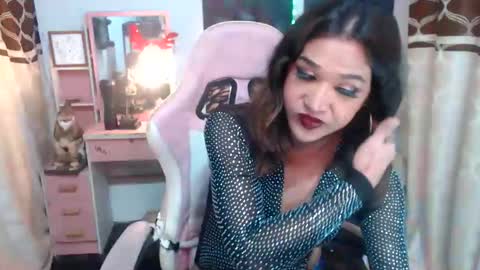 Snapshot of pythoncock4u chatting on 6, 10, 2025 Queen Agatha online show from 6, 10, 2025