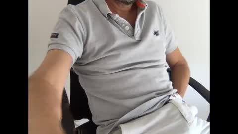 Snapshot of qsx9 chatting on 12, 9, 2025 Quentin online show from 12, 9, 2025