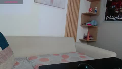 Snapshot of queen_adhara chatting on 29, 7, 2026 ANTONELLA online show from 29, 7, 2026