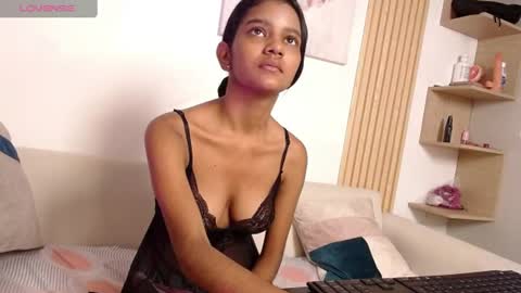 Snapshot of queen_adhara chatting on 31, 7, 2026 ANTONELLA online show from 31, 7, 2026