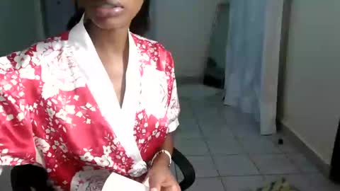 Snapshot of queen_asha chatting on 3, 2, 2026 queen_asha online show from 3, 2, 2026