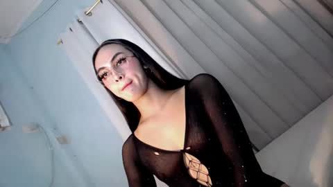 queen_danaya online show from 1, 7, 2026