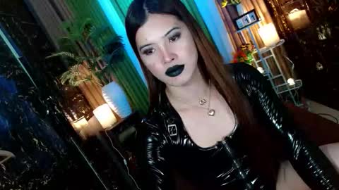 Kendal  online here from 6am-3pm philippine time online show from 10, 10, 2025