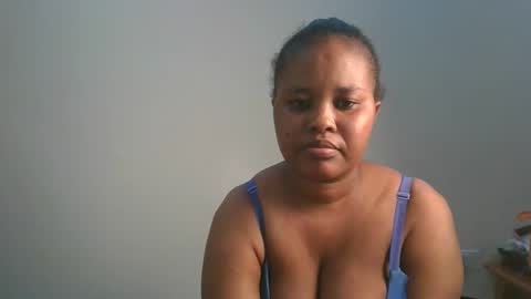 Snapshot of queen_kikih chatting on 15, 1, 2026 Queen kikih online show from 15, 1, 2026