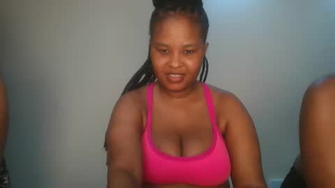 Snapshot of queen_kikih chatting on 17, 2, 2026 Queen kikih online show from 17, 2, 2026