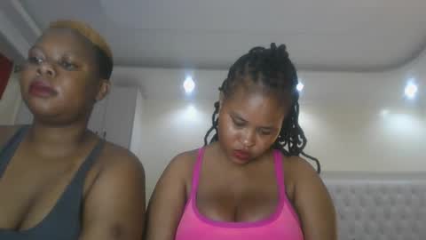 Snapshot of queen_kikih chatting on 16, 3, 2026 Queen kikih online show from 16, 3, 2026