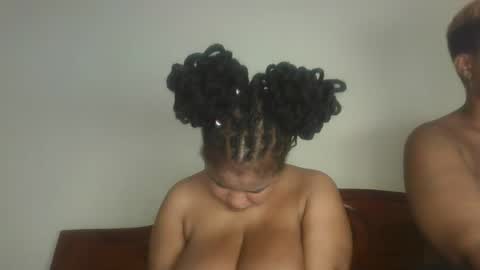 Queen kikih online show from 7, 5, 2026