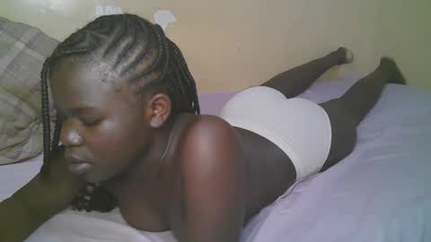 queen_latasha online show from 3, 5, 2026