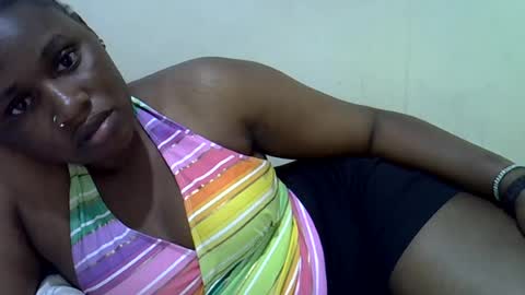 queen_leilla online show from 25, 7, 2026