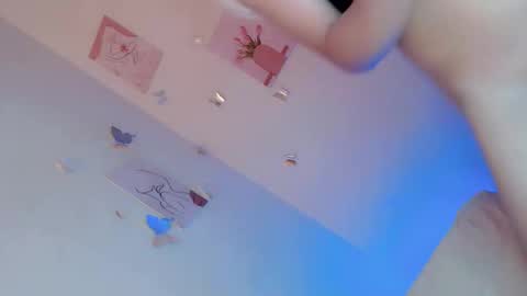 Snapshot of queen_of_temptation chatting on 22, 3, 2026 CHESKA FUCK online show from 22, 3, 2026