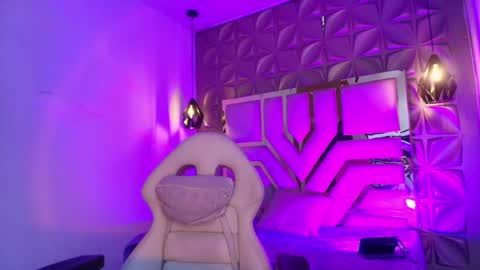   online show from 29, 4, 2026