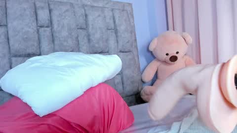 queen_yully online show from 2, 5, 2026