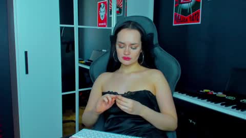 Your world and the universe Aliss online show from 23, 2, 2025