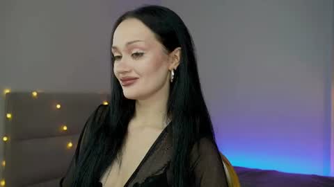 Snapshot of queenaliss chatting on 14, 6, 2026 Your world and the universe Aliss online show from 14, 6, 2026