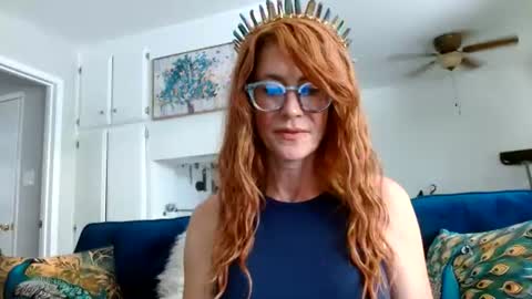 Snapshot of queenamber22 chatting on 13, 7, 2026 Queen Amber online show from 13, 7, 2026