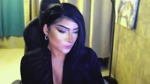 Snapshot of queenarthalia chatting on 8, 3, 2025 ARTHA online show from 8, 3, 2025