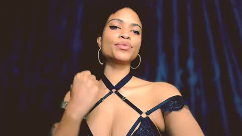 Sweet Goddess online show from 15, 11, 2025