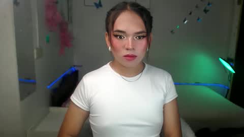 Snapshot of queenkelesey chatting on 29, 10, 2025 kelesey online show from 29, 10, 2025